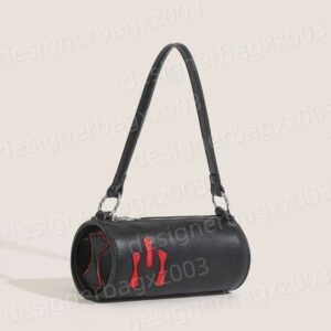Shoulder Chrome Bags Womens New Heavy Industry Underarm Pillow Contrast Cross Logo Mesh Red Cylinder Bag Tide Senior Sense High End New Style Mcmbackpack