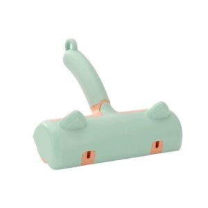 Cleaning and sweeping sofa with a scraper to remove cat hair on the bed, wholesale of cleaning brushes