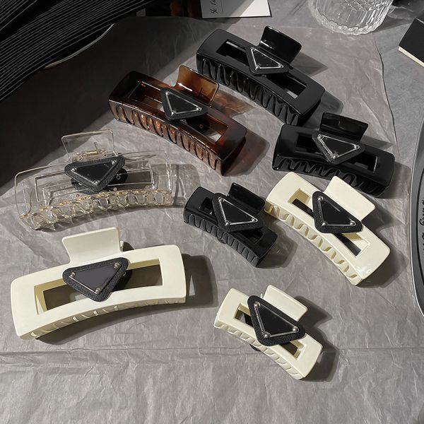 Hair Clips Luxury Letter Barrettes Girl Triangle Hai Pin Designer Jewelry Hairpin for Women Hair Accessories