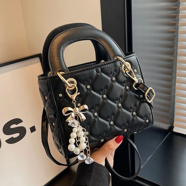 Designer free shipping 2025 new fashion commuting Dia Lattice lady shoulder crossbody bag for women