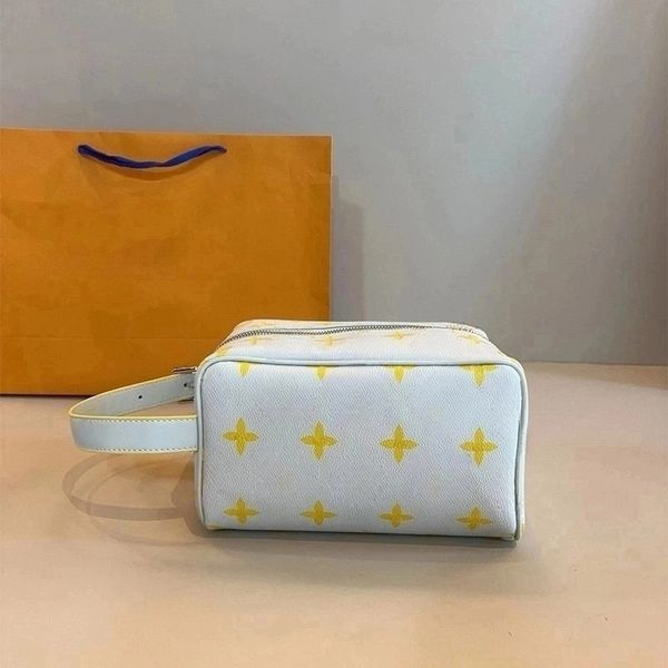 Elegant Multi-Functional Luxury Shoulder Bag - Choose from 10 Beautiful Colors for a Timeless Everyday Style