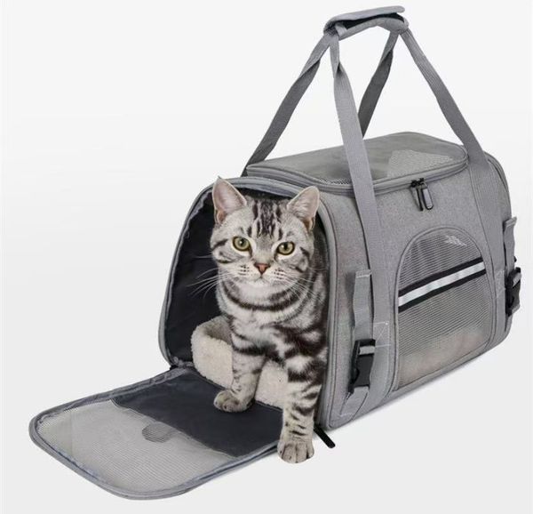 Fashion leather back Cat Transport Aires approved pet transport bag for small medium sized dog cats foldable soft top travel puppy carrier white