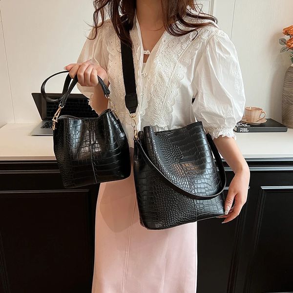 Classic Alligator Bucket Bags for Women PU Leather Shoulder Bag Female 2024 Trend Small Adjustable Strap Handbag 240828