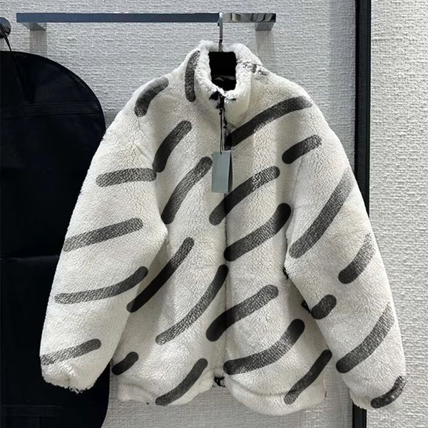 Designer luxury jacket Men women jackets fashion classic letter Lamb Wool Parkas Autumn and winter keep warm coat top Warm coats European size S-L