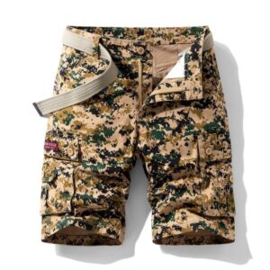 2025 new summer men's Japanese retro casual straight pants loose draping camouflage shorts beach casual pants