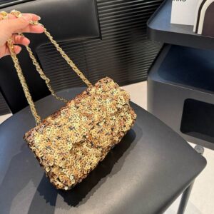 Women Luxury Gold Tote Designer Flap Bag Sequins Decoration Hardware Shoulder Chain Shiny Evening Handbag Multi Colors Crossbody Makeup Purse Sacoche 20x13cm
