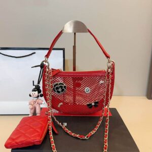 Women Luxury Mesh Evening Bags Makeup Net Bag Lambskin Leather Black Enamel Flower Pink Doll Pendants Small Pearl Trim Shoulder Handbag with Zipper Coin Wallet 20cm