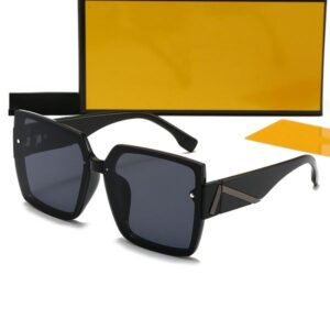 Sunglasses Women Men Luxury Designer Sunglasses for Mens Womens Designer Eyeglass Glasses Sunshade Sun Glass Unisex with Box Outdoor Beach