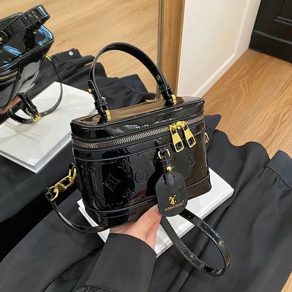 Designer Bag Shoulder Bag Luxury Bag Purse Crossbody Designer 2025 Cosmetic Bag Birthday Gift Black Mini Bag Cosmetic Bag Wash Bag Fashion Bags 001