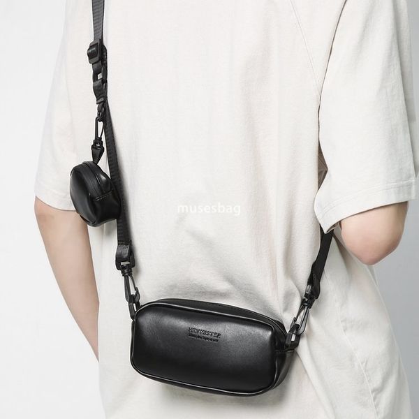 Small shoulder bag for men new Harajuku style ins lightweight and casual small square bag street minimalist single shoulder mobile phone bag