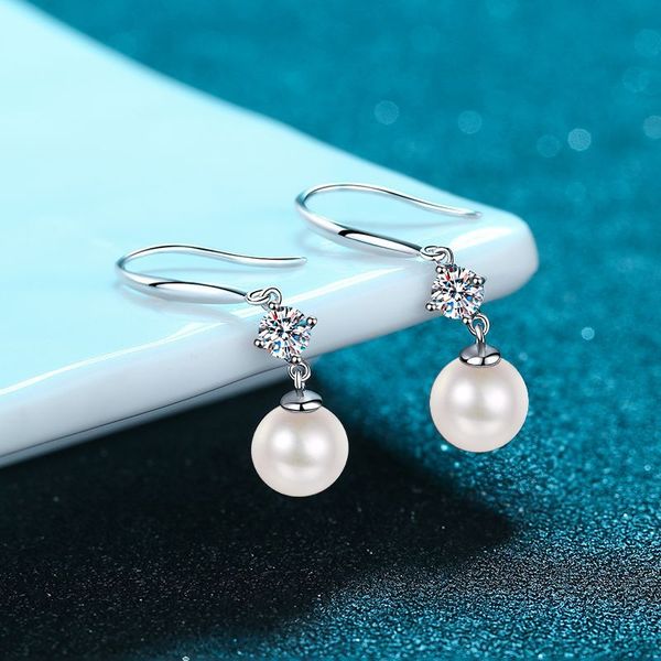 925 Sterling Silver Earrings for Women, 8mm Freshwater Pearl Hooks, Four-Prong 30-Point Moissanite Earrings, Fashionable Chic High-End Jewelry