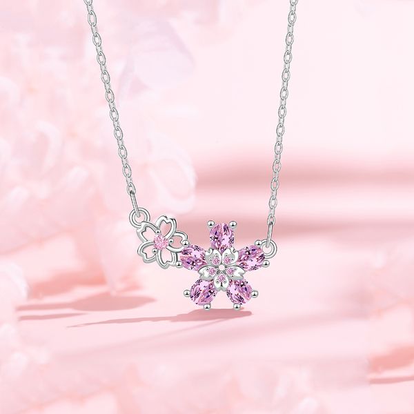 Elegant Small Fresh Style Women's Necklace Featuring Zircon Flowers & Stainless Steel Locket
