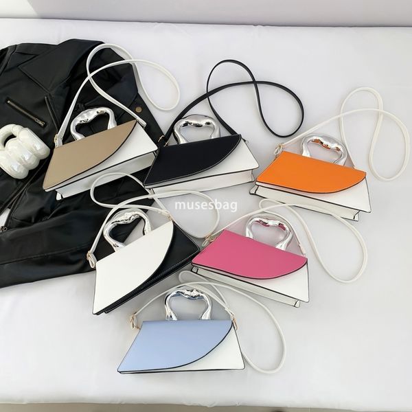 Street Trend Influenza Color Contrast Fashion Handheld Bag for Women Spring and Summer New Popular Western Style Fashion One Shoulder Crossbody Bag