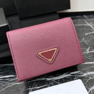 Womens Wallet Coin Pouch Slot Pocket Interior Compartment Zipper Poucht High Quality Leather Short Cardholder Designer Card Holder Women Wallets Designers