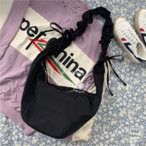 High quality soft leather material popular in spring and summer new single shoulder bags foreign trade crossbody bags Oxford cloth pleated women bags simple