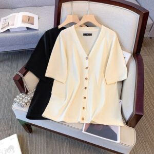Plus size, summer women's ice silk knit sweater looks slim and luxurious, V-neck short sleeved cardigan 9167