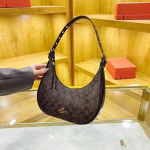 Free Shipping 2025 New Designer Bag Fashion Printed Chain Bag Underarm Bag Single shoulder crossbody bag High quality 09