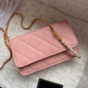 Designer Handbag Purses Designer Woman Handbag Crossbody Half Moon Makeup Bag High Quality Genuine Leather Cowhide Gold Pearl Chain Cross Body Bag Shoulder Bags