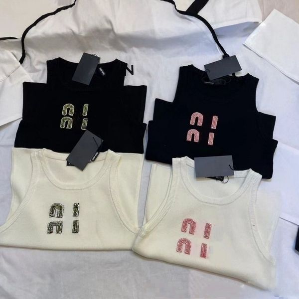 25ss Designer Brands Women's Tanks Camis Tops Short Camisoles Fashion Knitted Tanks Tops Sexy Navel-Baring Stretch Tees Sleeveless Slim Tees Backless T-shirt