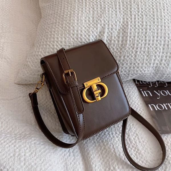 Free shipping New Single Shoulder Bag for Women Leisure Metal buckle flap womens brown crossbody messenger bag