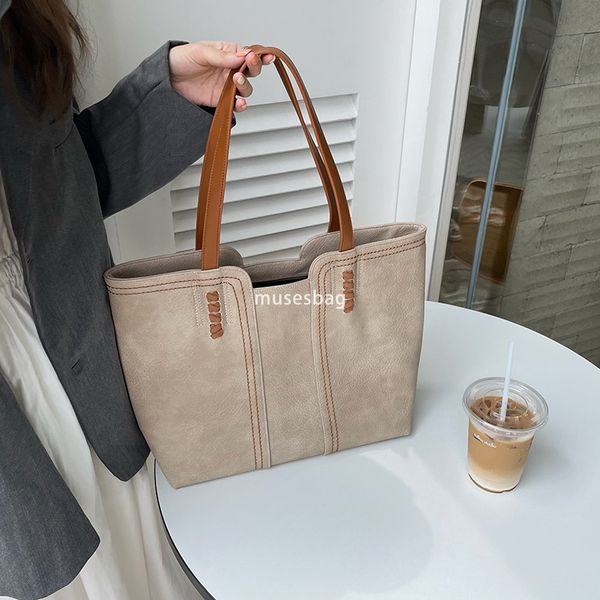Designer Women's High Quality Classic Versatile Korean Fashion Simple Tote Bag Retro Large Capacity Commuting One Shoulder Handheld Large Bag