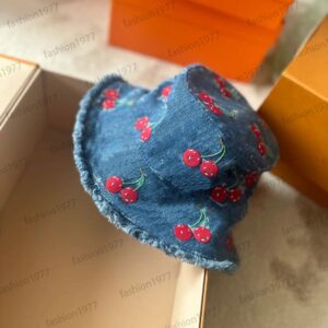 Designer bucket hat cowboy hat cherry foldable hatwide brim hats women jeans bucket hat denim fitted flanging bonnet fisherman sunhat cap sunscreen farm hat