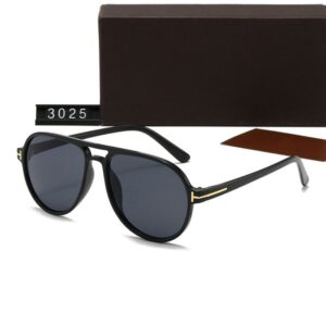 Designer Sunglasses Unisex Ornamental Framework Regular Sunglasses Rendering Casual Fashionse Sunglasses With 7 Optionses Available