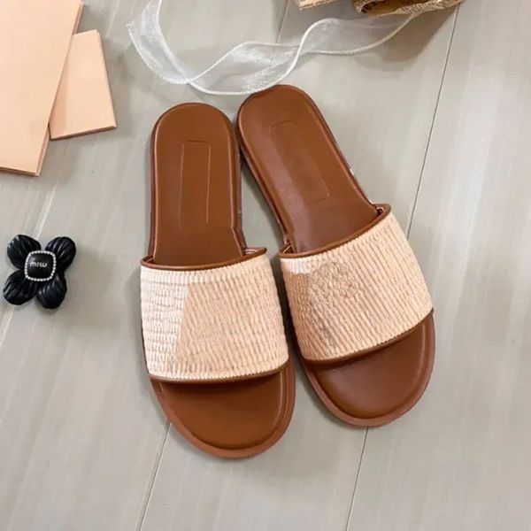 Designer Sandals Women's High Quality Flat Slippers Woven Slippers Comfortable Casual Slippers Sandals Famous Designer Women Designer Sandals Women 10A