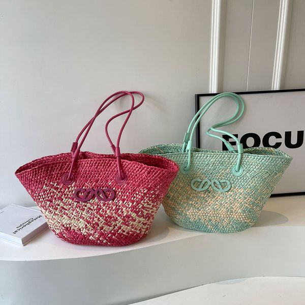 Designer shoulder bag Basket straw bag Love fashion tote bag French holiday bag Oblique open beach bag Women's summer bag High quality large capacity leisure bag