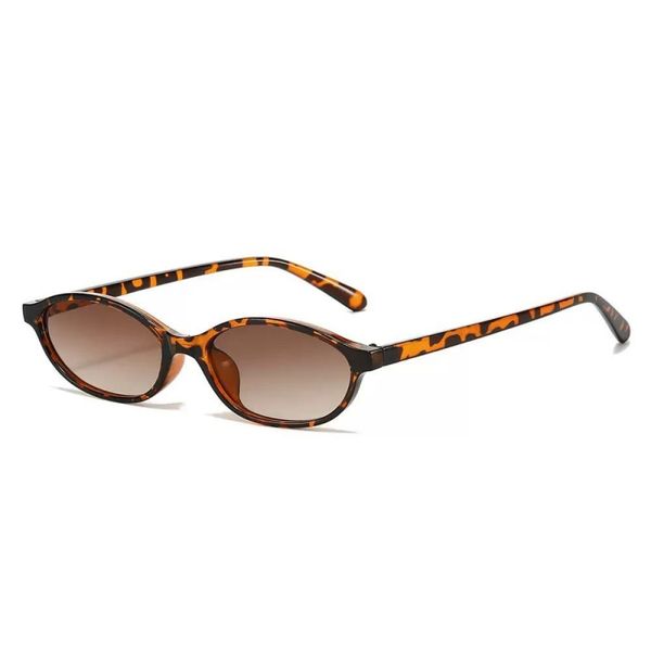 Elegant Ladies' Ovalsunshades Contemporary Style & Modern Aesthetic