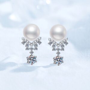 Moissanite S925 Sterling Silver Earrings with Freshwater Pearls, Women's Crown Design D-Color 60-Point Moissanite Studs, High-End Fashion Earrings, Wholesale