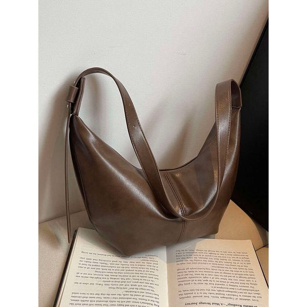 Maillard style super popular niche for women 2025 new versatile crossbody autumn and winter brown dumpling bag