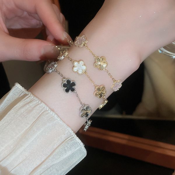 Bracelet For Women Luxury Designer jewelry Bracelets 18K Gold Silver Plate Diamond Fashion Charm Chain Wedding Gift Party