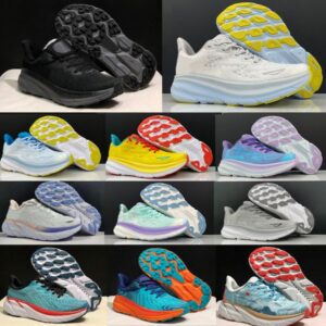 2024 rocket One Running Shoes Women Men Black Copper Cliftons Eggnog Shifting Sand Bondis Cyclamen Chalk Violet Sneaker Sports Womens Mens Trainers 36-45