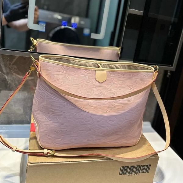 Ladies' Large Capacity Tote Bag Luxurious Designer Shoulder Bag Fashionable And Crossbody Tote Bag Daily Commuting Bag