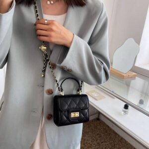 hand carrying square female fragrant wind dia chain small shoulder bag 2025