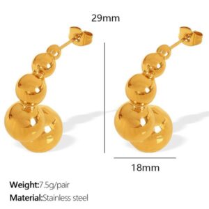 Irregular geometric earrings with a sophisticated feel. C-shaped stud earrings made of waterdrop-shaped stainless steel with a smooth surface. Women's accessory.