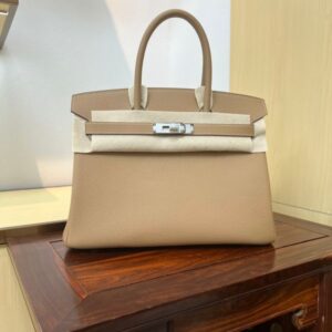 High-Quality Luxury Customized Handbag, Elegant & Stylish Design