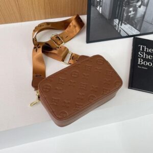 Multi-color Camera designer bag Handbag Women's Wide Shoulder Fashion tie-dye leather Italic Flash Strap Purse High Texture Mini Mark Bag