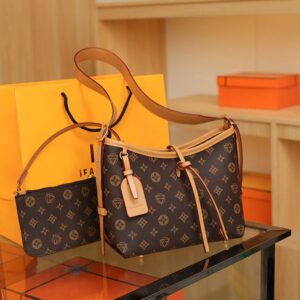 High-end large-capacity women's 2025 new style Printed Versatile fashionable tote Elegant ladies' shoulder and crossbody bag