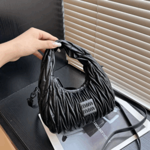 Hot Free Shipping Fashion Trend Women Bags Clutch Designer Pleated Underarm Bags Soft leather Lady Shoulder Bag Summer Ladies Dinner Bags Handbags