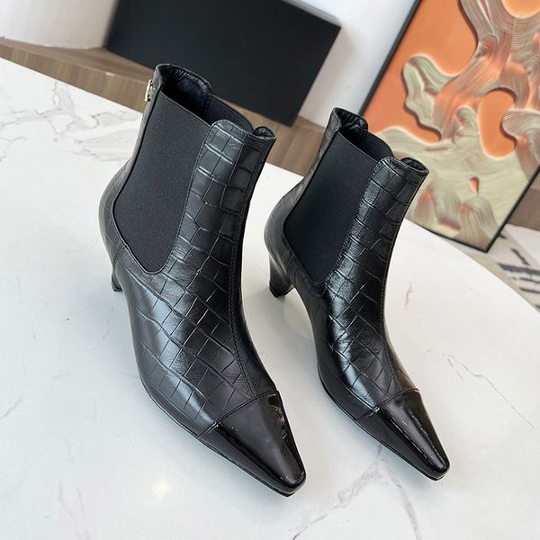 Fashion Outdoor Casual Shoes Designer Classic Pointed Toe Black Emd/Oil Wax Knight Ladies Battle High Heeled Boots With Dust Bag