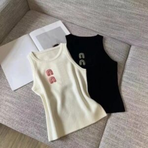2025 Women's Vest Designer Shirts Fashion women vest Sexy Halter Tee Party Fashion Crop Top Luxury Embroidered T Shirt Spring Summer Backless Vest Prades woven