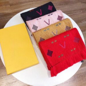 Designer Scarves Winter Wool Scarf Big Flower Letter Design for Man Women Shawl Long Neck 4 Color Top Quality