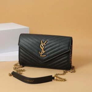 Designer bags Classic handbags Luxury shoulder bags Camera bag shaped handbags Women's fashion crossbody bags Chain straps quilted grained embossed leather