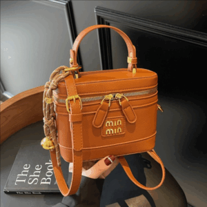 Designer 2025 Shoulder Bag fashionable Portable mini bag crossbody Underarm bag Luxury classical Handbag Fashion Bag messenger mini bag 000