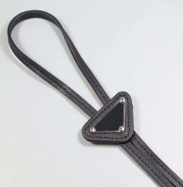 necktie designer Mens Womens Designer Ties Fashion Leather Neck Tie Bow For Men Ladies With Pattern Letters Neckwear Fur Solid Color Neckties 4 Colors