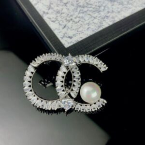 High Quality Pins Brooches Pins Brooch Women Designer Brand Letter Pins Crystal Gold Silver Copper Plated Accessories for Wedding Party Gift