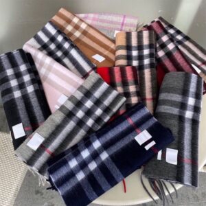 Designer Cashmere Scarf Brand Classic Letter Unisex Retro Simple Windproof And Coldproof Knitted Casual Scarf With Pocket 9 Colors Available