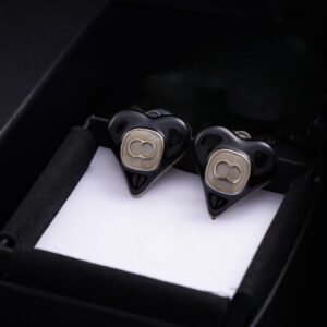 Stud Brand Luxury Lovely Hollow Round Designer Earrings for Women Shine Diamond Aretes Tendency Numbers Letters Design Earring Earings Ear Rings Jewelry Woman